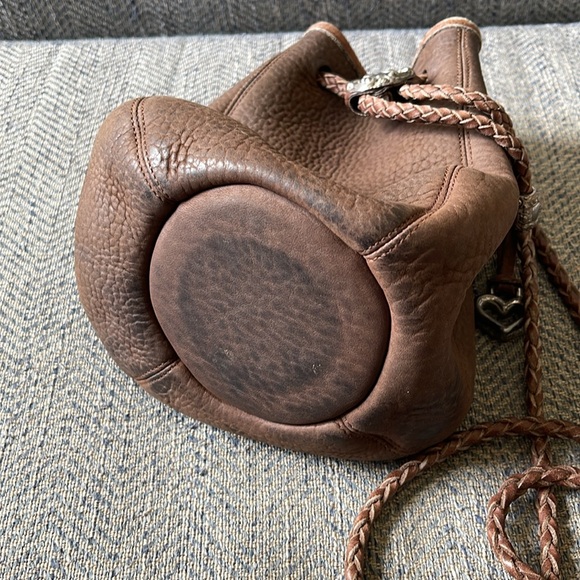 Brighton Brown Pebble Leather drawstring bucket bag - Picture 15 of 16